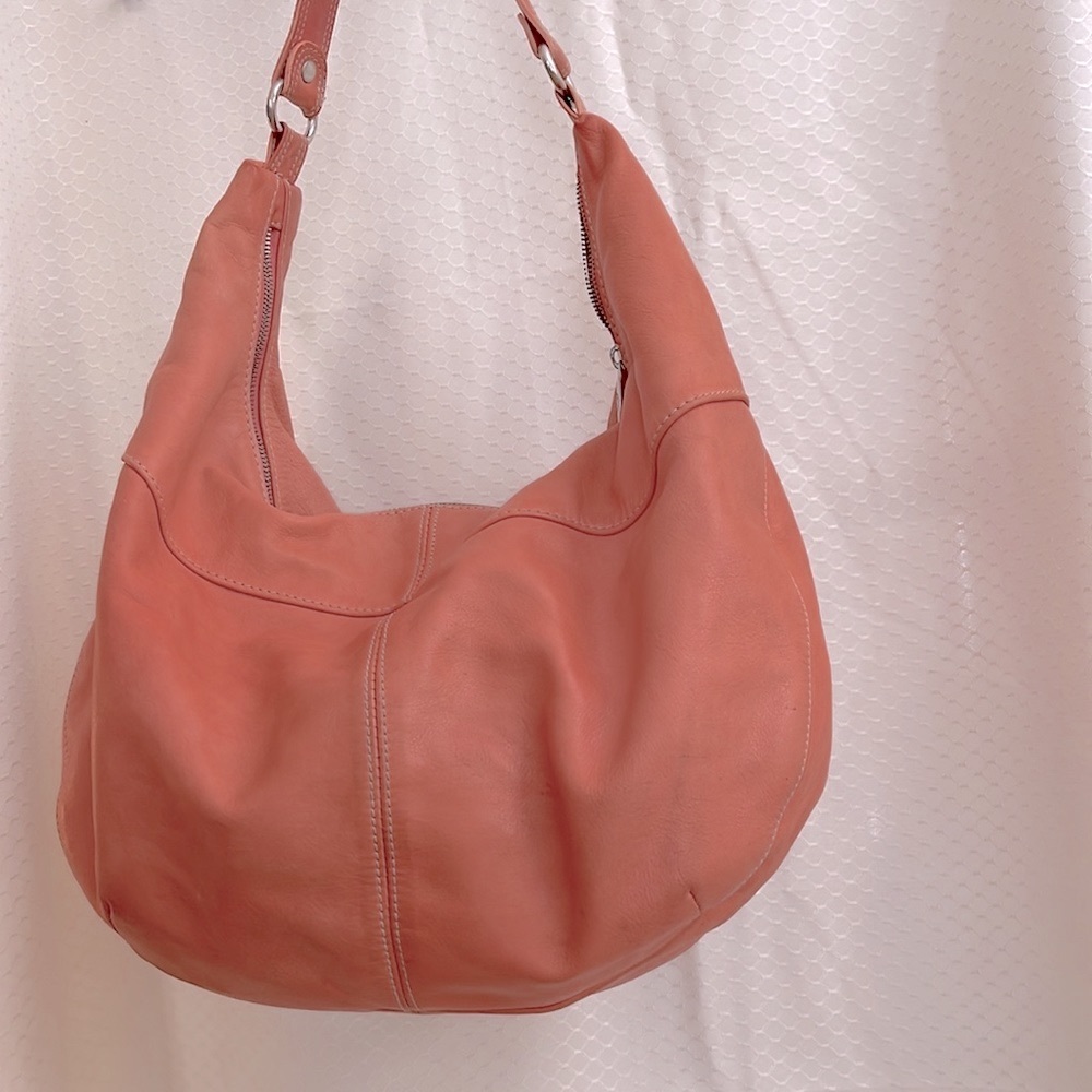 SOLD-NOT AVAILABLE Custom made in Italy! Coral leather hobo Valentina bag - Picture 2 of 13
